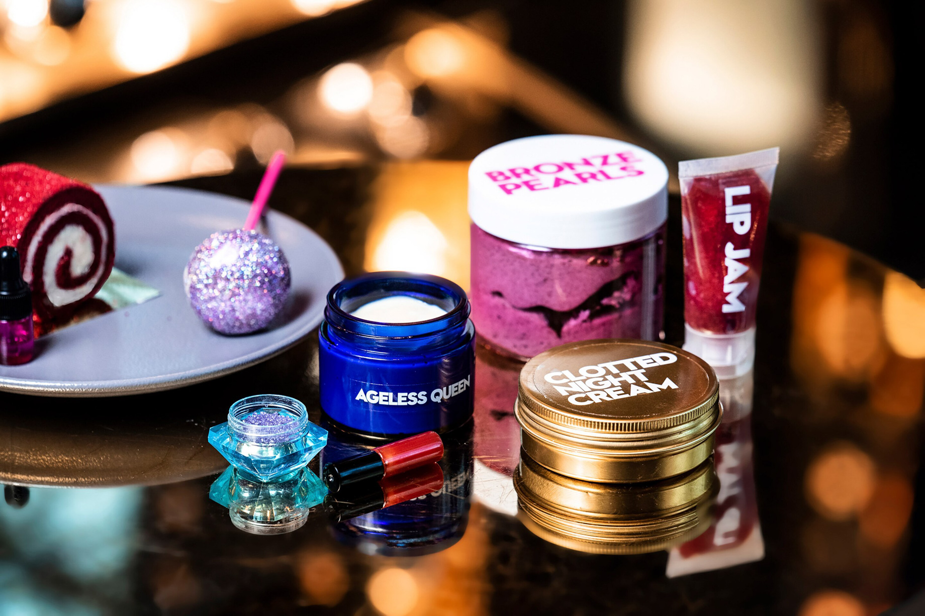 W London Hotel - London, United Kingdom - Afternoon Tea