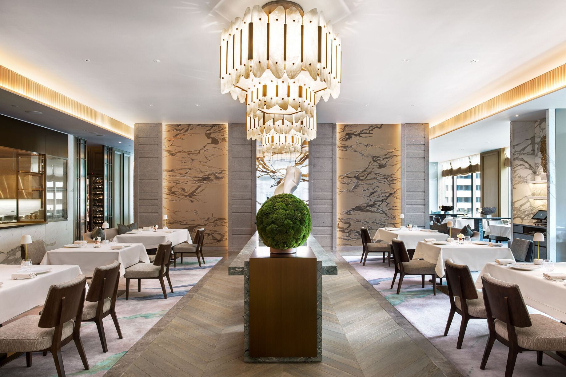 The St. Regis Hong Kong Hotel – Wan Chai, Hong Kong – L’Envol Tables