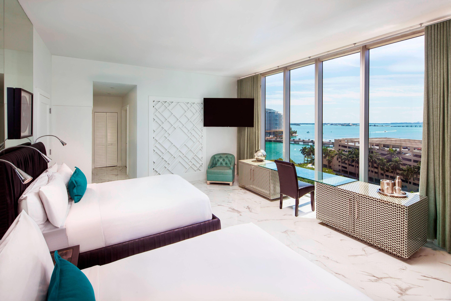 W Miami Hotel – Miami, FL, USA – Wow Suite Double Guest Bedroom