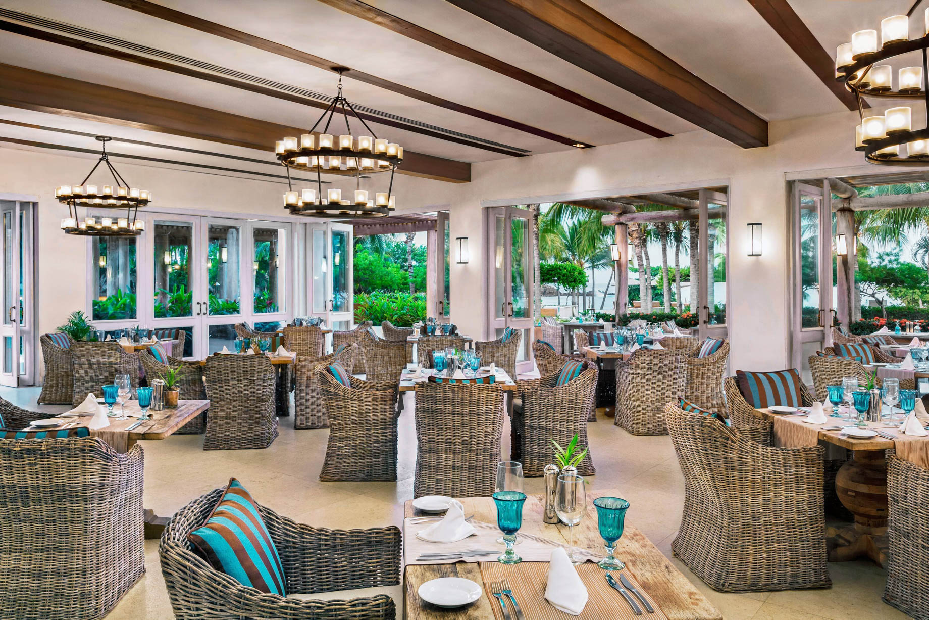 The St. Regis Punta Mita Resort – Nayarit, Mexico – Sea Breeze Restaurant