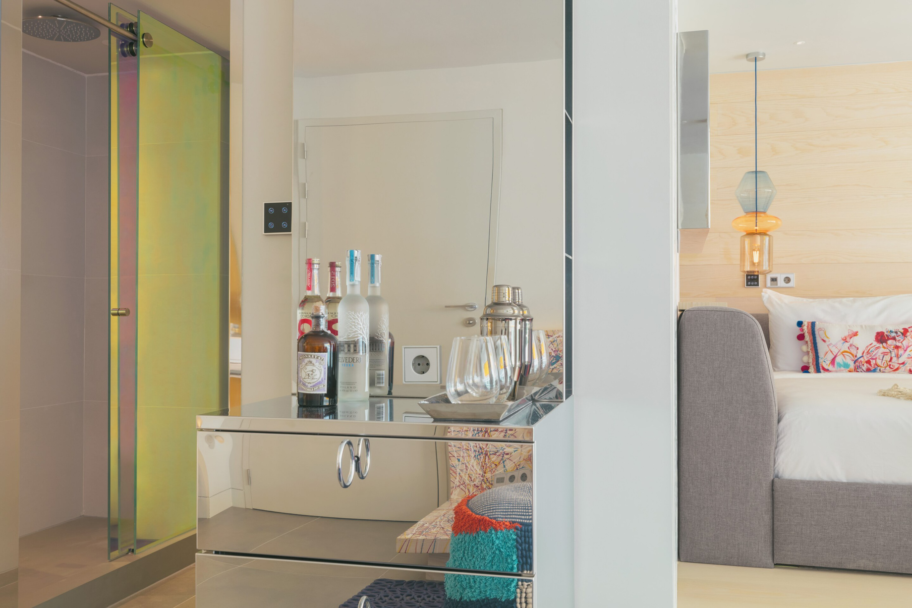 W Ibiza Hotel - Santa Eulalia del Rio, Spain - Mix Bar