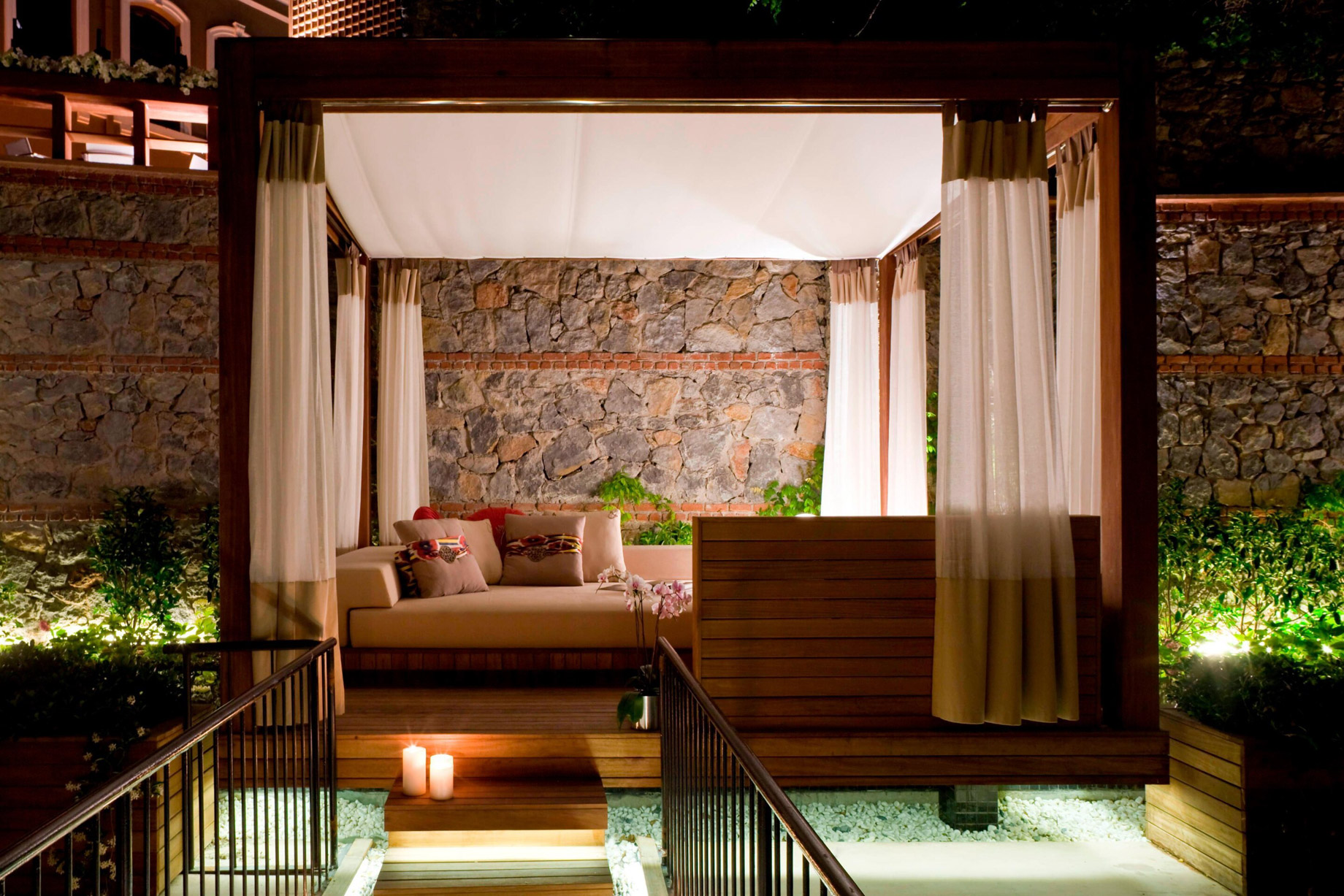 W Istanbul Hotel – Istanbul, Turkey – Marvelous Room Cabana Night