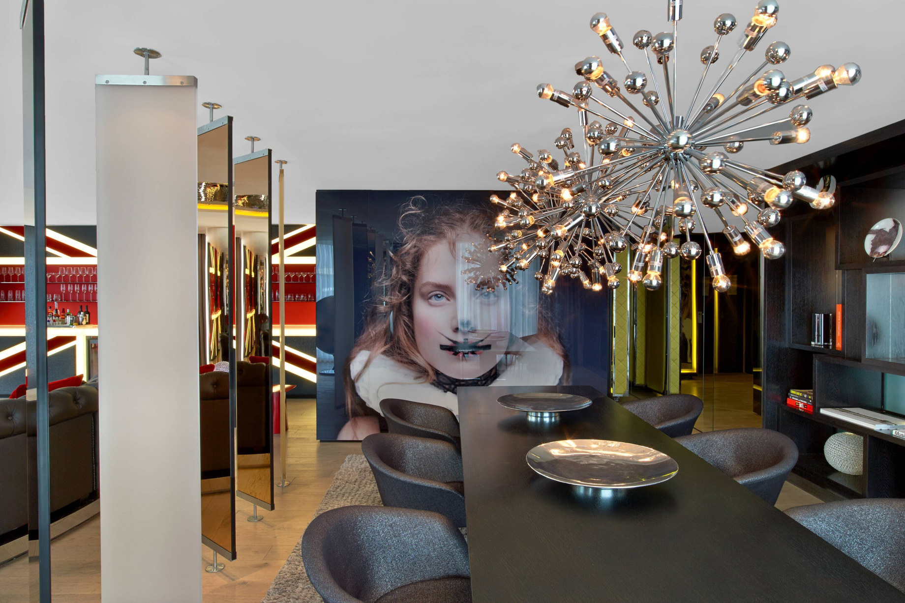 W London Hotel – London, United Kingdom – E WOW Dining Room