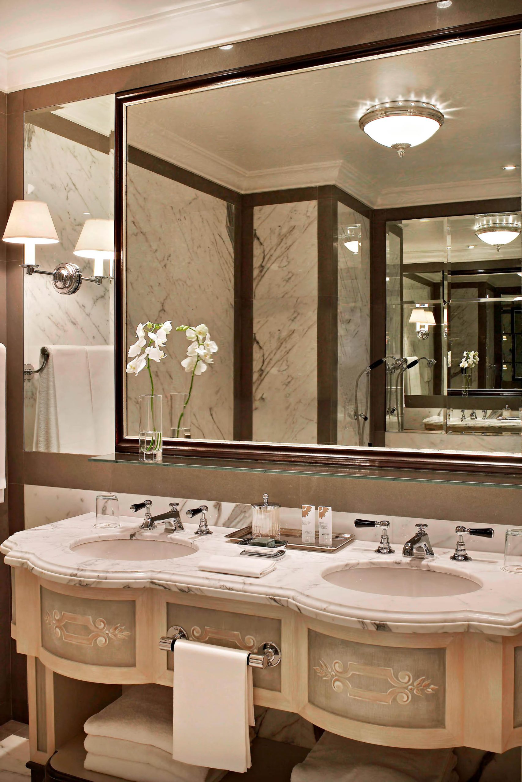 The St. Regis Florence Hotel – Florence, Italy – Guest Bathroom