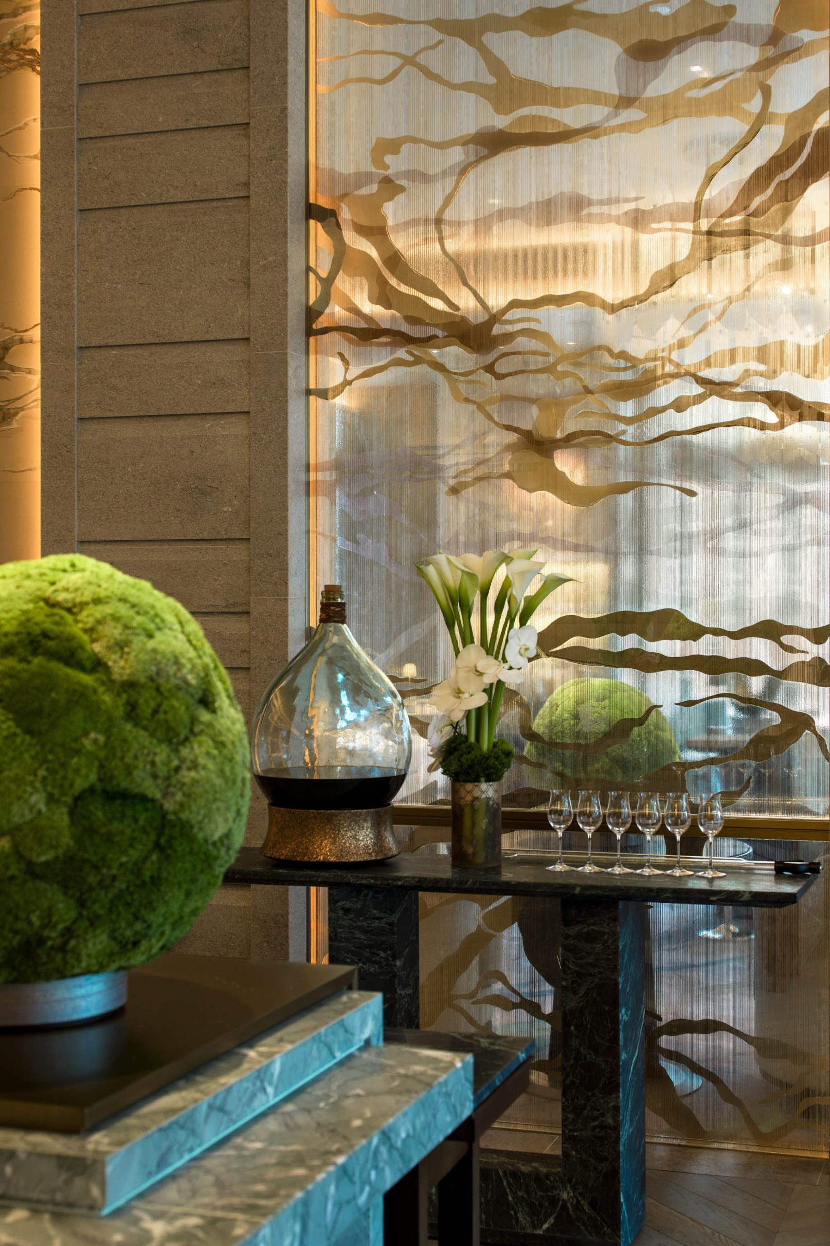 The St. Regis Hong Kong Hotel – Wan Chai, Hong Kong – L’Envol Style