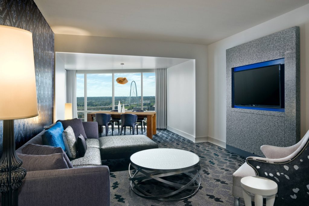 W Dallas Victory Hotel - Dallas, TX, USA - Marvelous King Suite Living Area