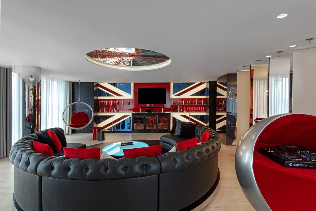 W London Hotel - London, United Kingdom - Extreme WOW Suite Living Room Seating