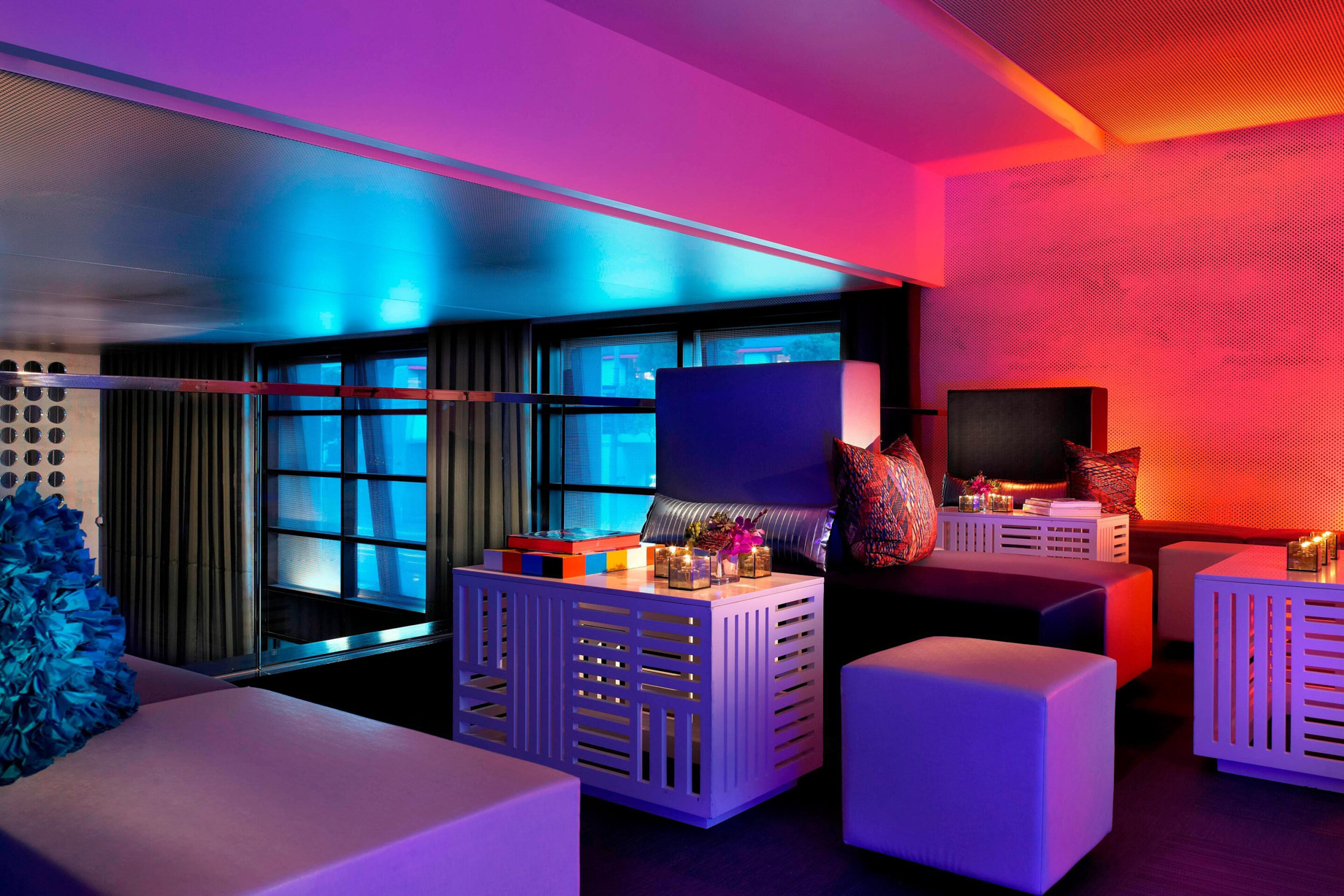 W San Francisco Hotel - San Francisco, CA, USA - Mix Decor