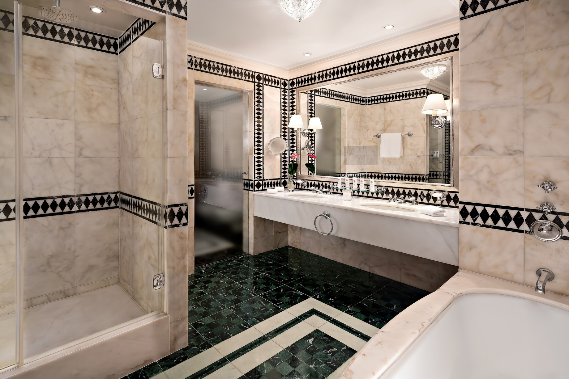 The St. Regis Florence Hotel – Florence, Italy – Guest Bathroom