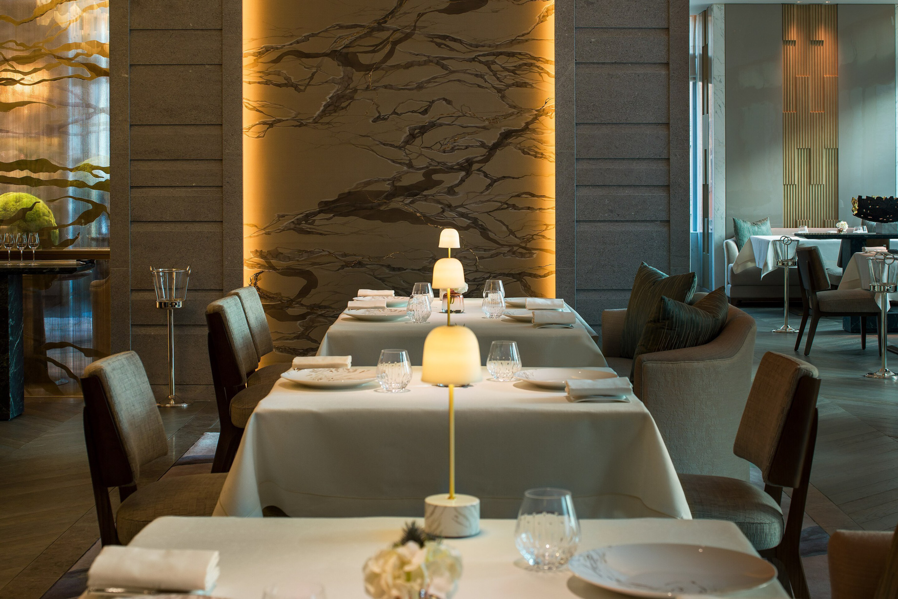 The St. Regis Hong Kong Hotel – Wan Chai, Hong Kong – L’Envol Tables Night