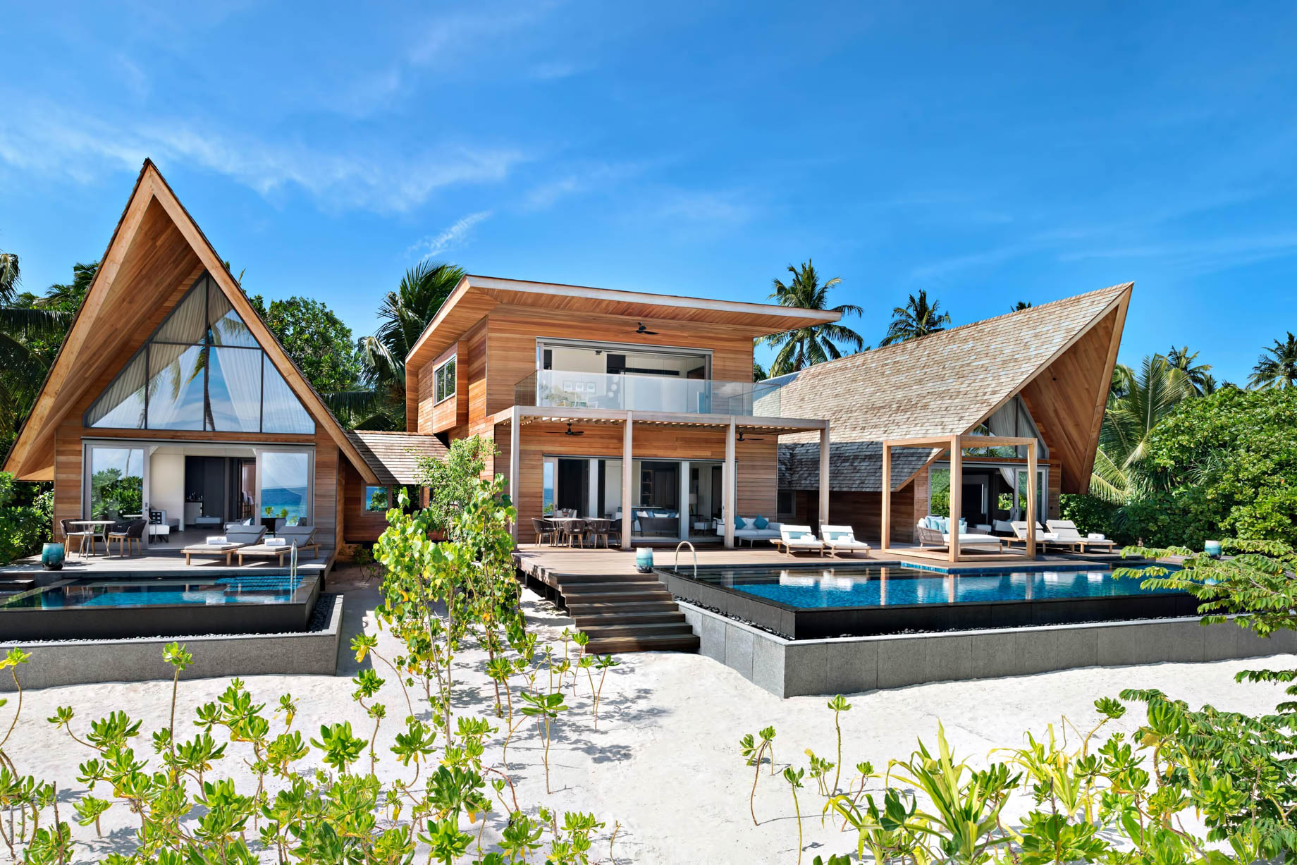 The St. Regis Maldives Vommuli Resort - Dhaalu Atoll, Maldives - Caroline Astor Estate Exterior