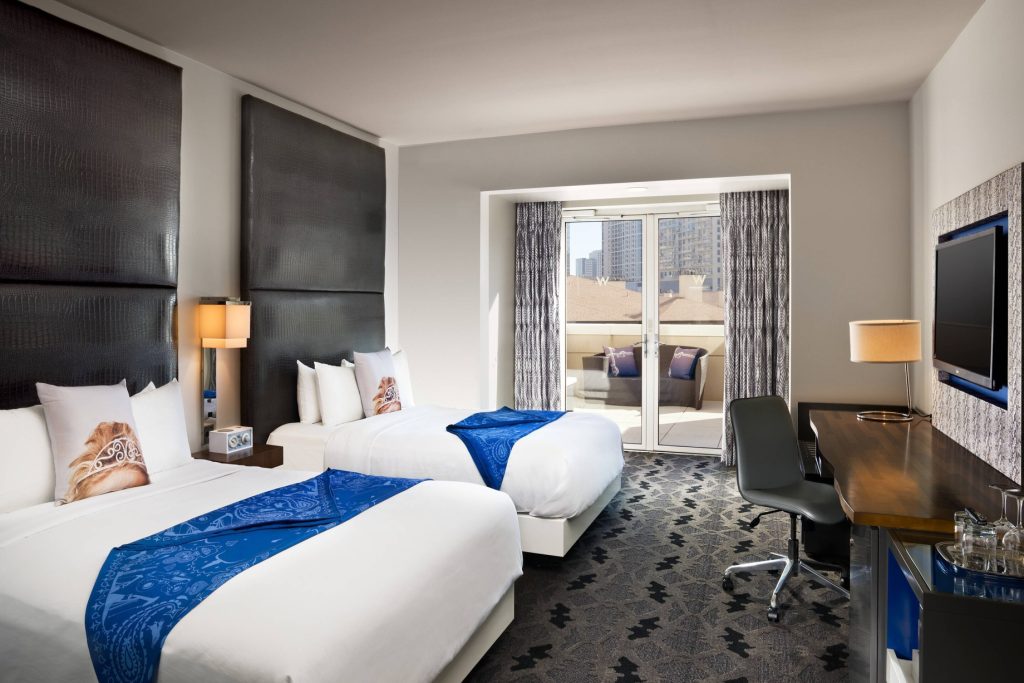 W Dallas Victory Hotel - Dallas, TX, USA - Fabulous Deck Guest Room