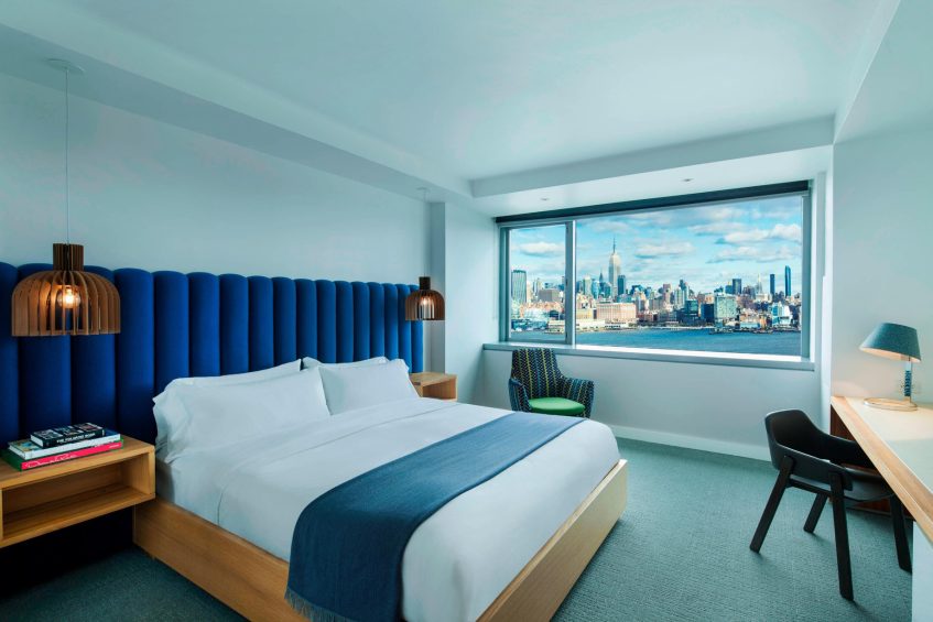 W Hoboken Hotel - Hoboken, NJ, USA - WOW Suite Bedroom