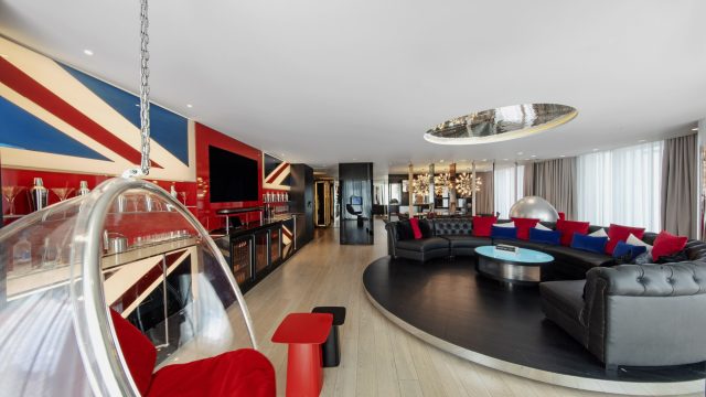 W London Hotel - London, United Kingdom - Extreme WOW Suite Living Room