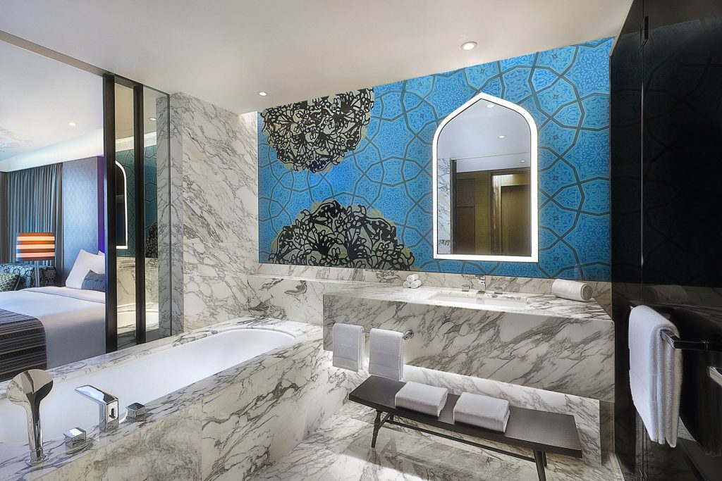 W Muscat Resort - Muscat, Oman - Guest Bathroom Tub