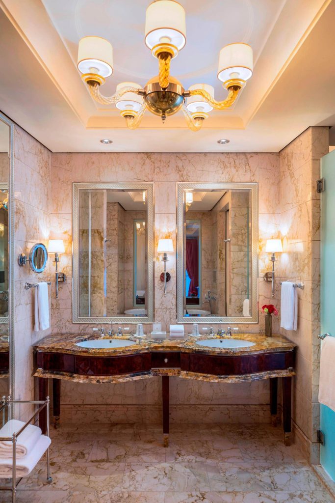 The St. Regis Singapore Hotel - Singapore - Caroline Astor Suite Bathroom