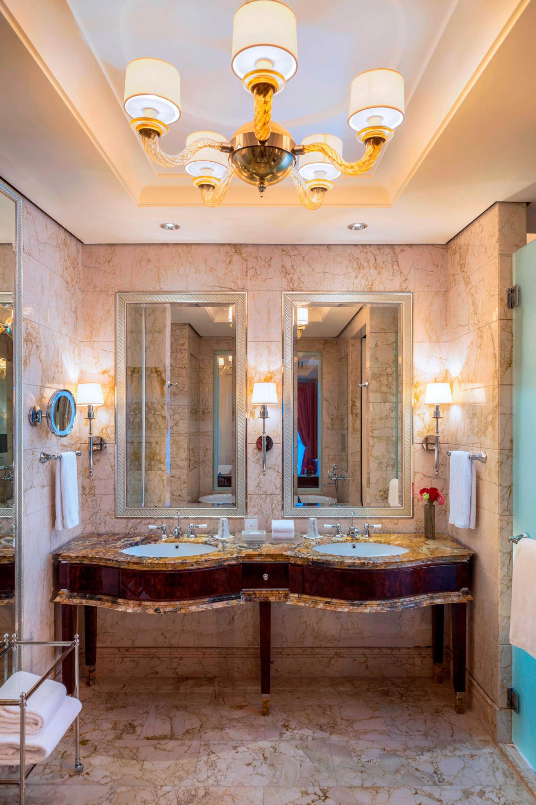 The St. Regis Singapore Hotel – Singapore – Caroline Astor Suite Bathroom