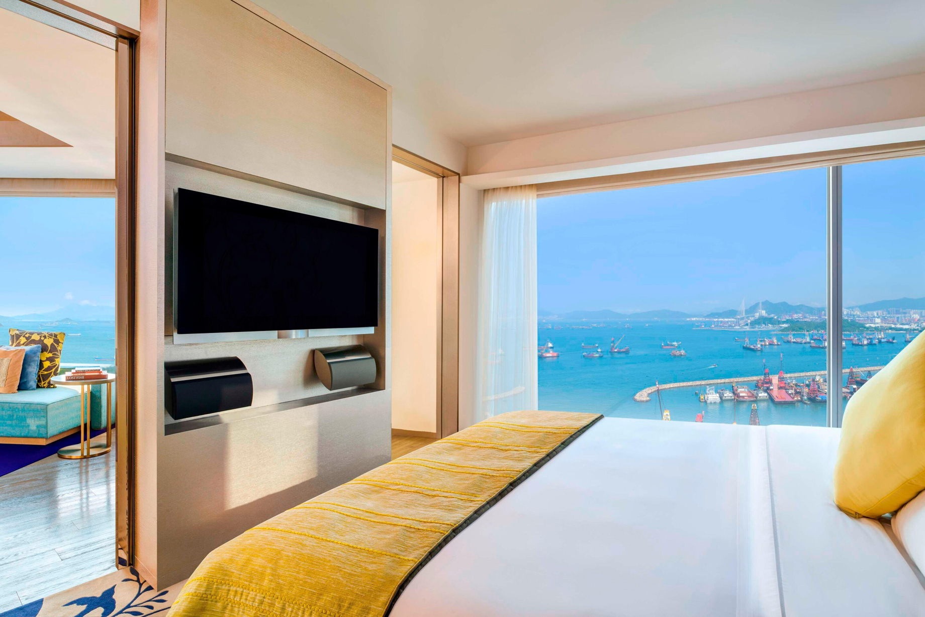 W Hong Kong Hotel – Hong Kong – Fantastic Suite Bedroom