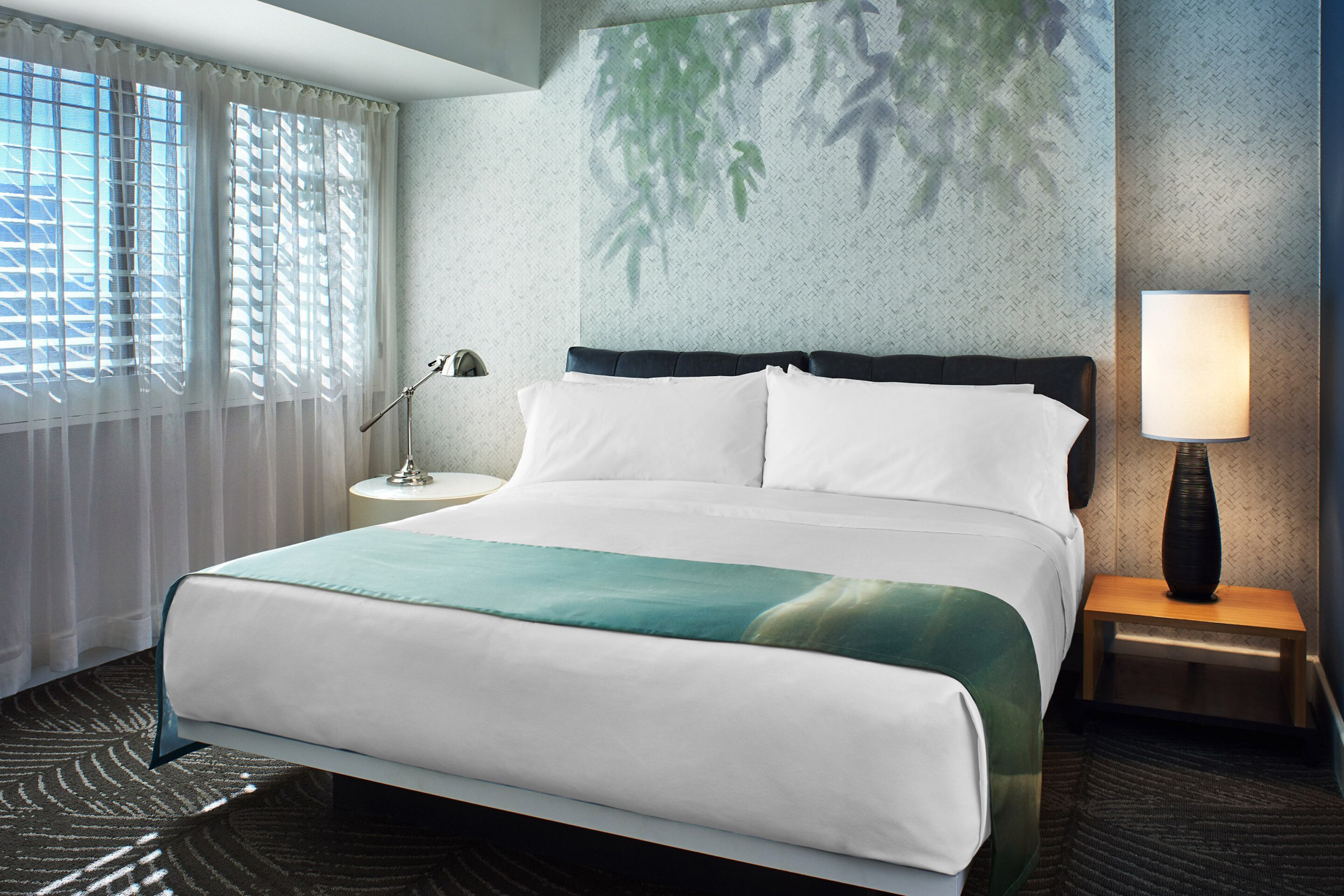 W Los Angeles West Beverly Hills Hotel – Los Angeles, CA, USA – Spectacular Queen Guest Room