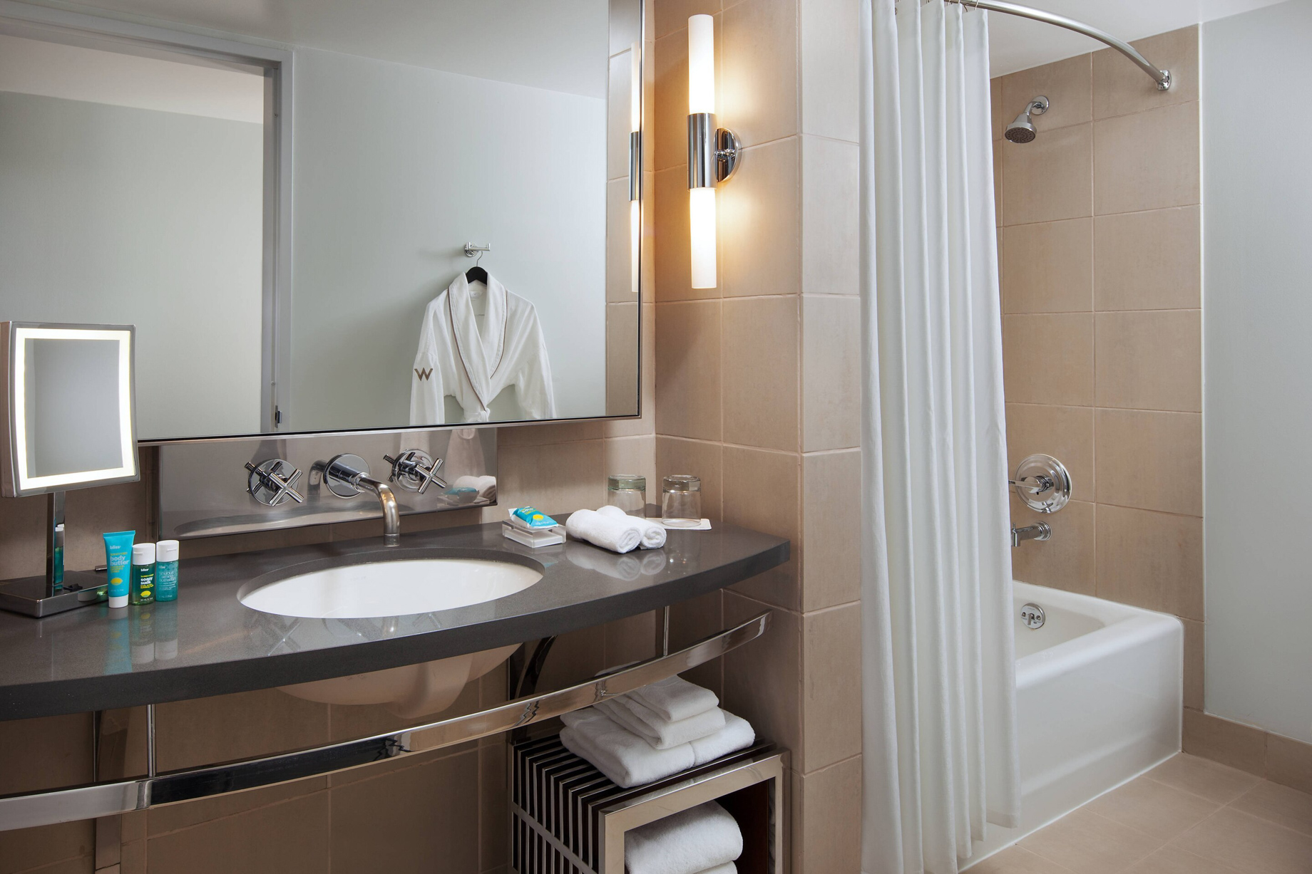 W Seattle Hotel – Seattle, WA, USA – Spectacular Guest Bathroom Vanity