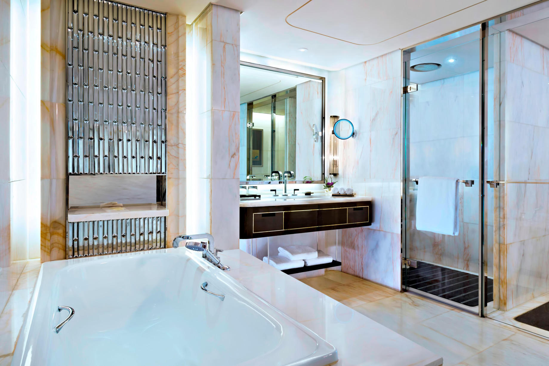 The St. Regis Shenzhen Hotel - Shenzhen, China - St. Regis Suite Bathroom
