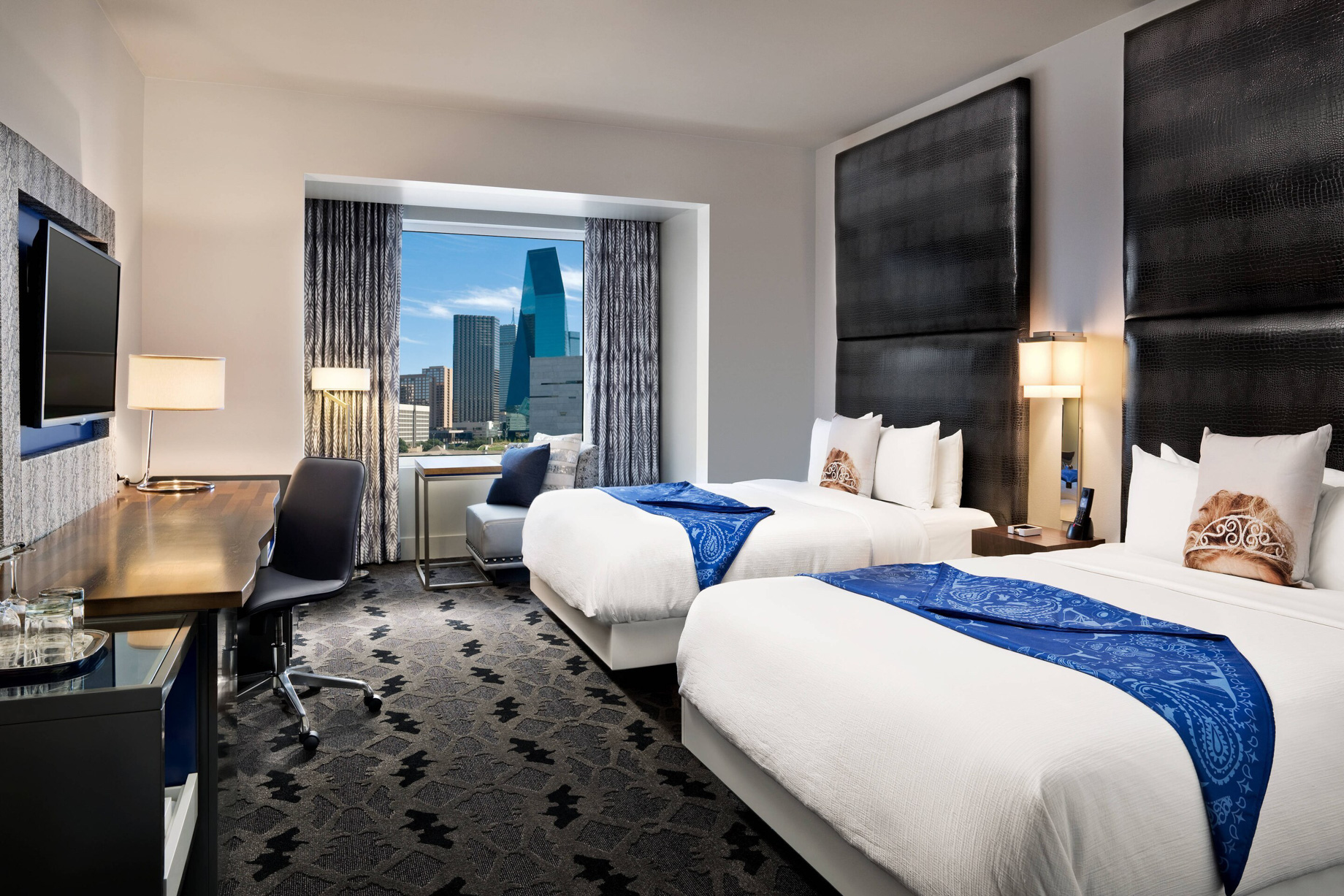 W Dallas Victory Hotel – Dallas, TX, USA – Wonderful Guest Room Queen Beds