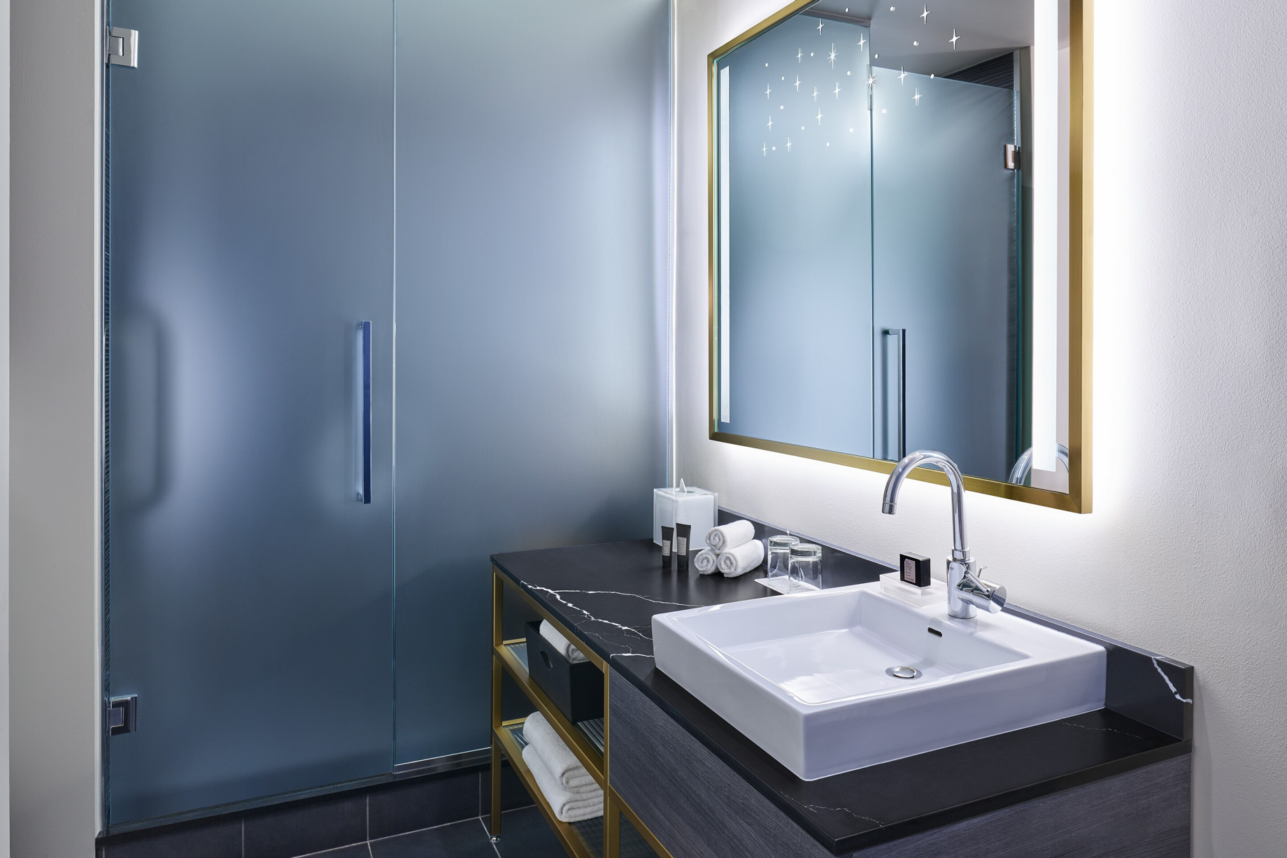 W Minneapolis The Foshay Hotel - Minneapolis, MN, USA - Guest Bathroom Vanity