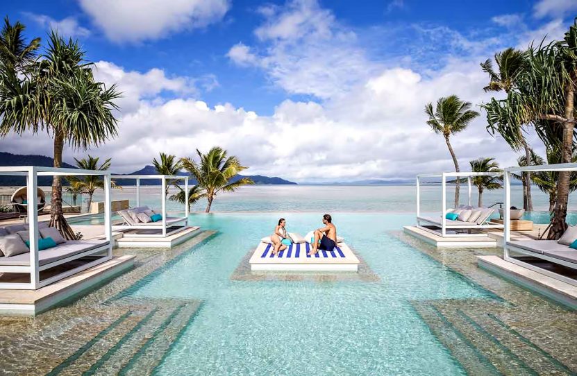 InterContinental Hayman Island Resort - Whitsunday Islands, Australia - Infinity Pool Lounge