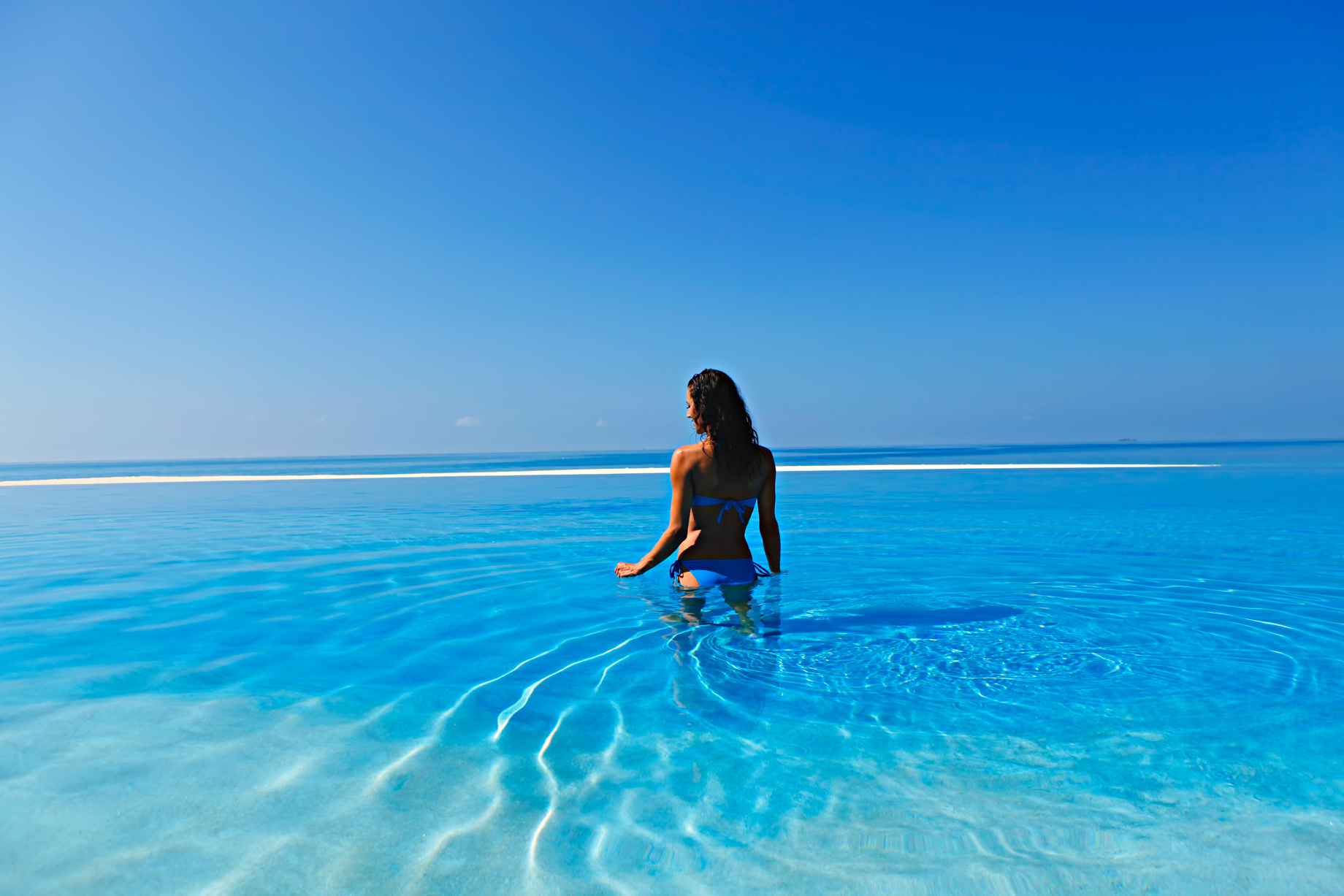 Velassaru Maldives Resort – South Male Atoll, Maldives – Infinity Pool