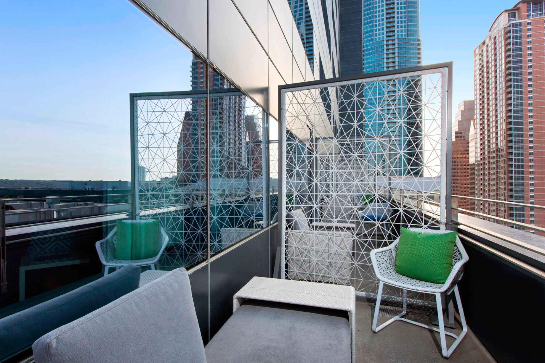 W Austin Hotel – Austin, TX, USA – Deck Room Deck