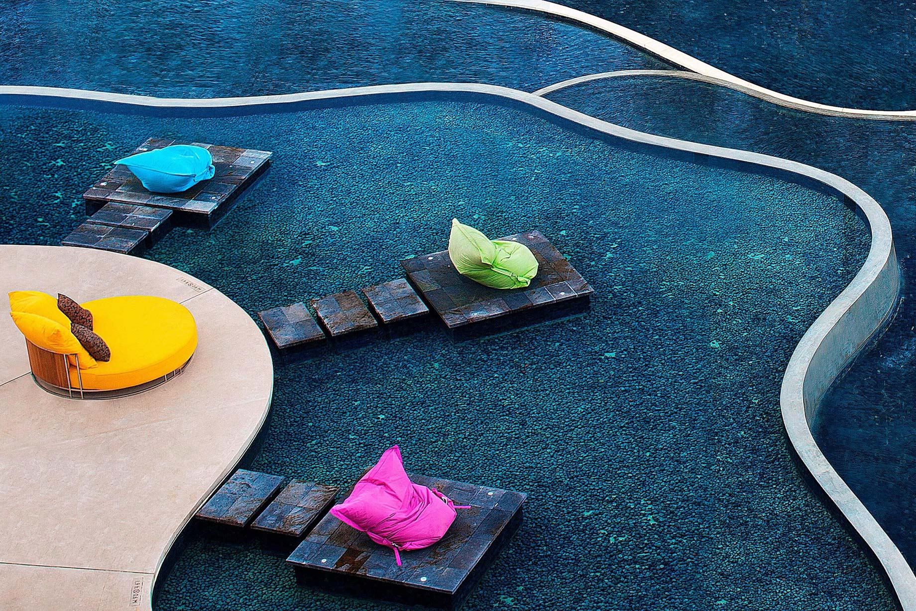 W Bali Seminyak Resort - Seminyak, Indonesia - Wet Poolside Area