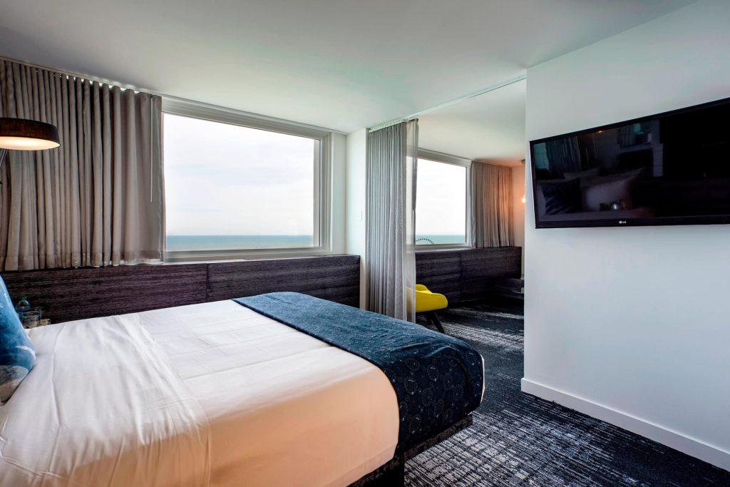 W Chicago Lakeshore Hotel - Chicago, IL, USA - Marvelous Suite Bedroom Decor