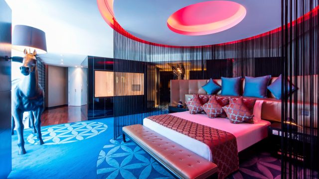 W Doha Hotel - Doha, Qatar - E WOW Suite King Bed