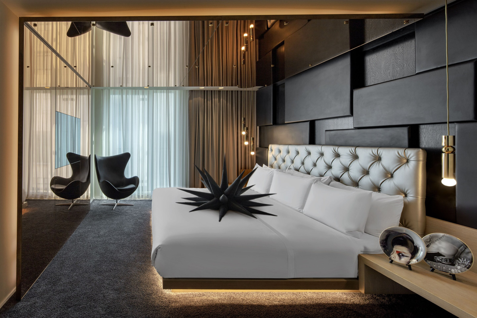 W London Hotel – London, United Kingdom – Extreme WOW Suite King Bed