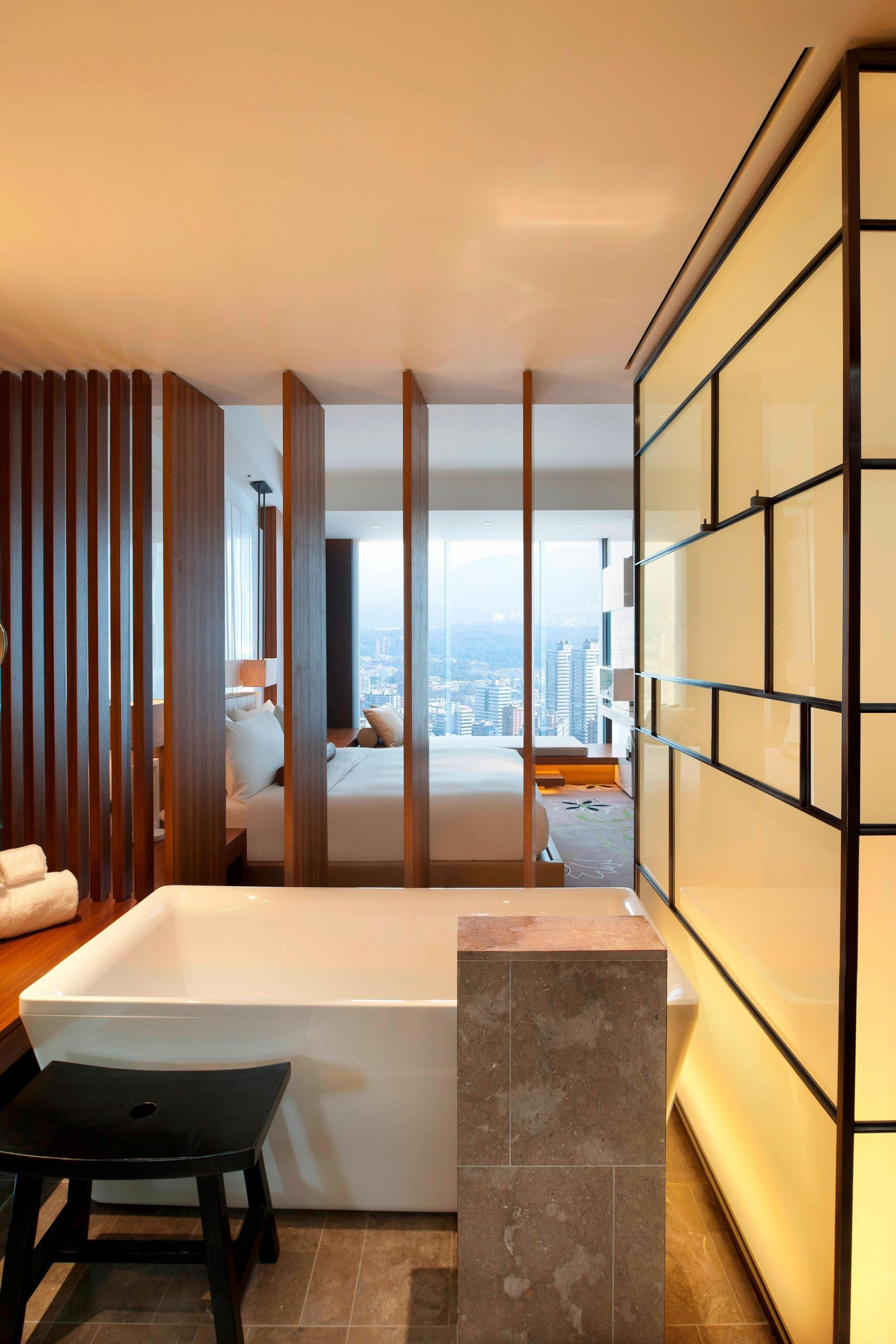 W Taipei Hotel – Taipei, Taiwan – Fabulous Guest Room Tub