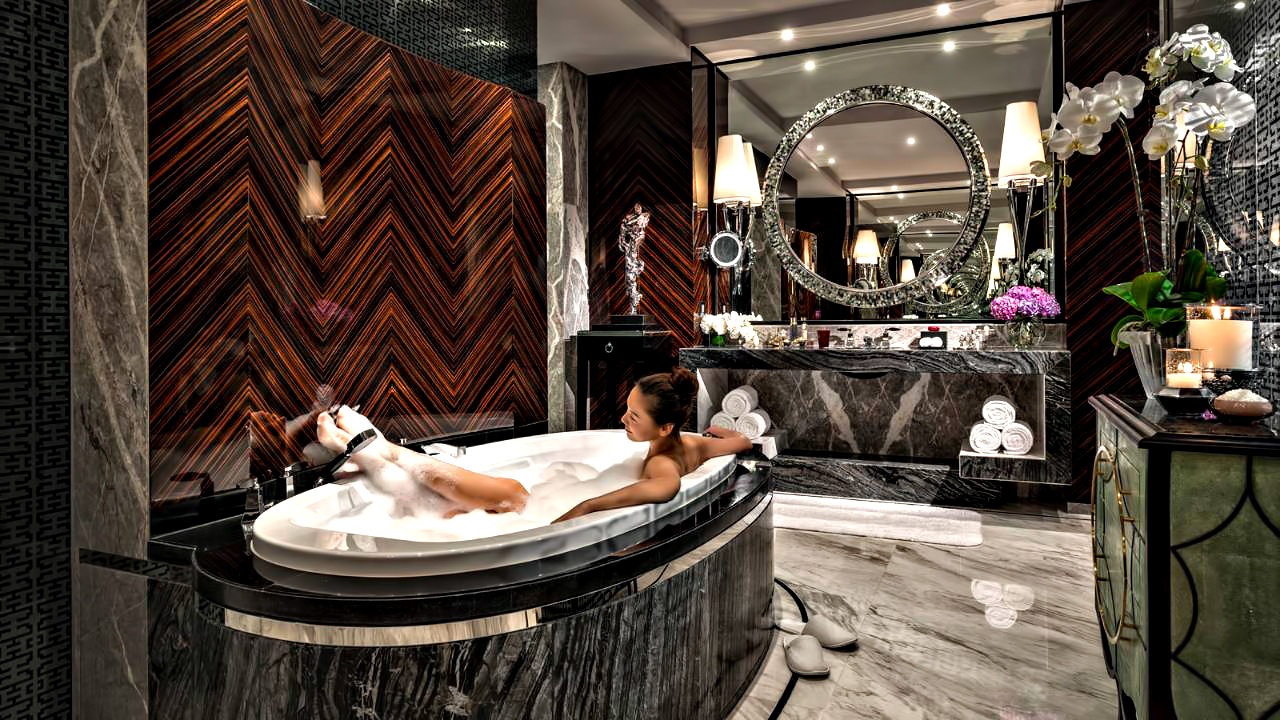 Regent Shanghai Pudong Hotel - Shanghai, China - Deluxe Bath