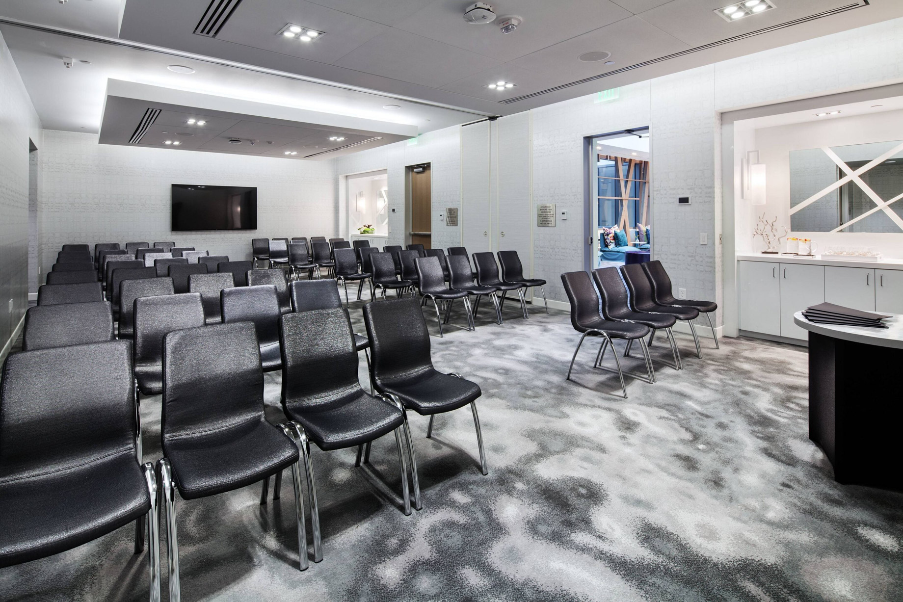 W Bellevue Hotel – Bellevue, WA, USA – Studio Classroom Setup