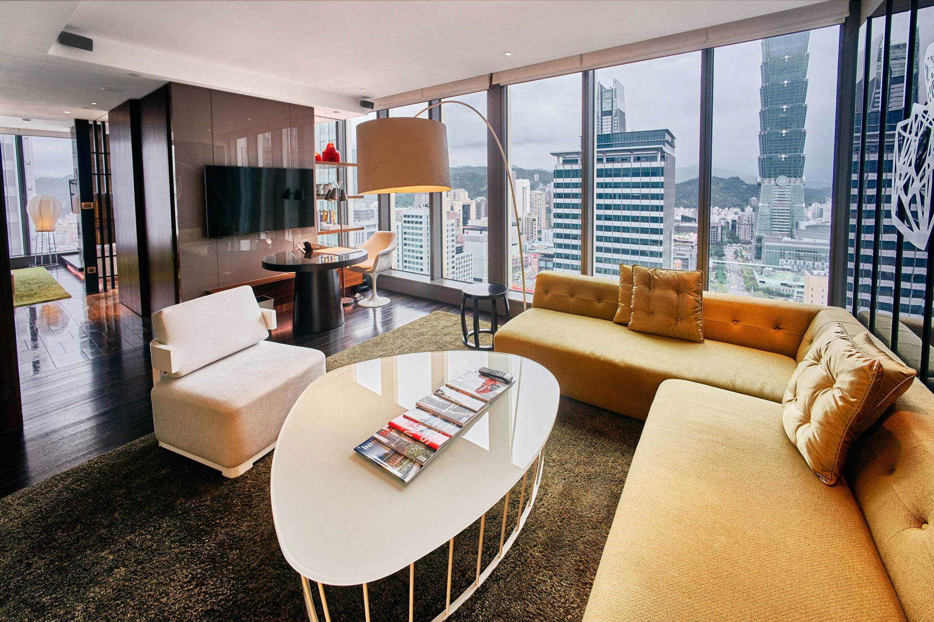 W Taipei Hotel - Taipei, Taiwan - Fantastic Suite Living Area