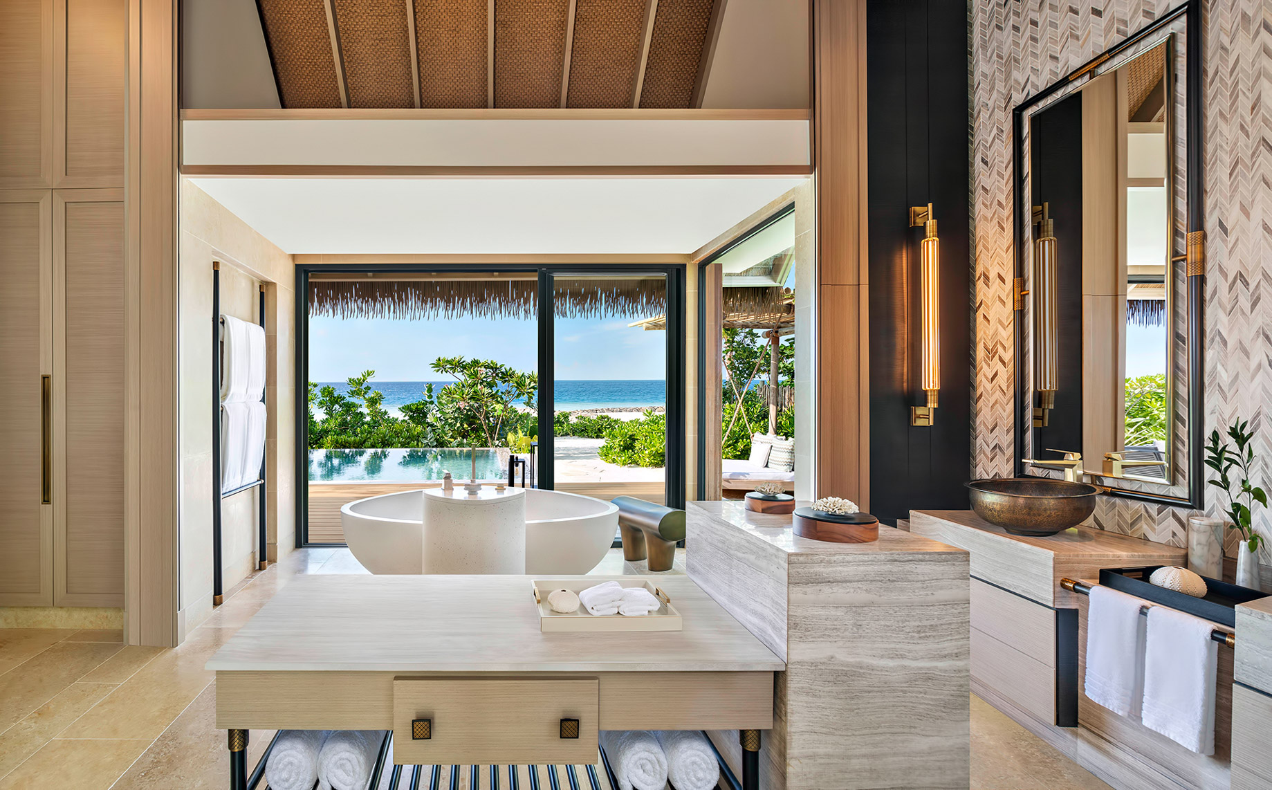 Waldorf Astoria Maldives Ithaafushi Resort – Ithaafushi Island, Maldives – Grand Beach Villa with Pool Master Bathroom