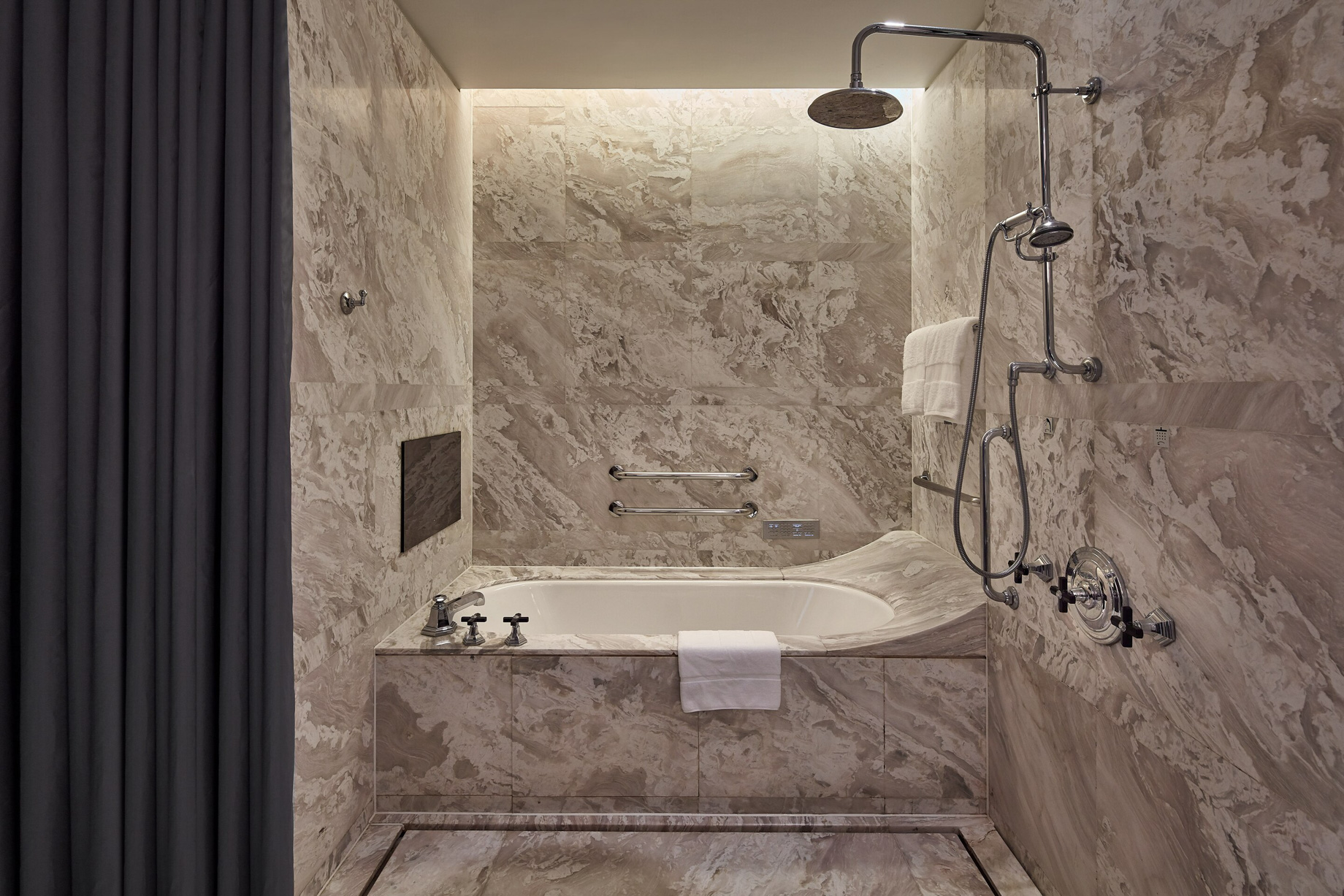 W Guangzhou Hotel – Tianhe District, Guangzhou, China – Wonderful Guest Room Bathroom