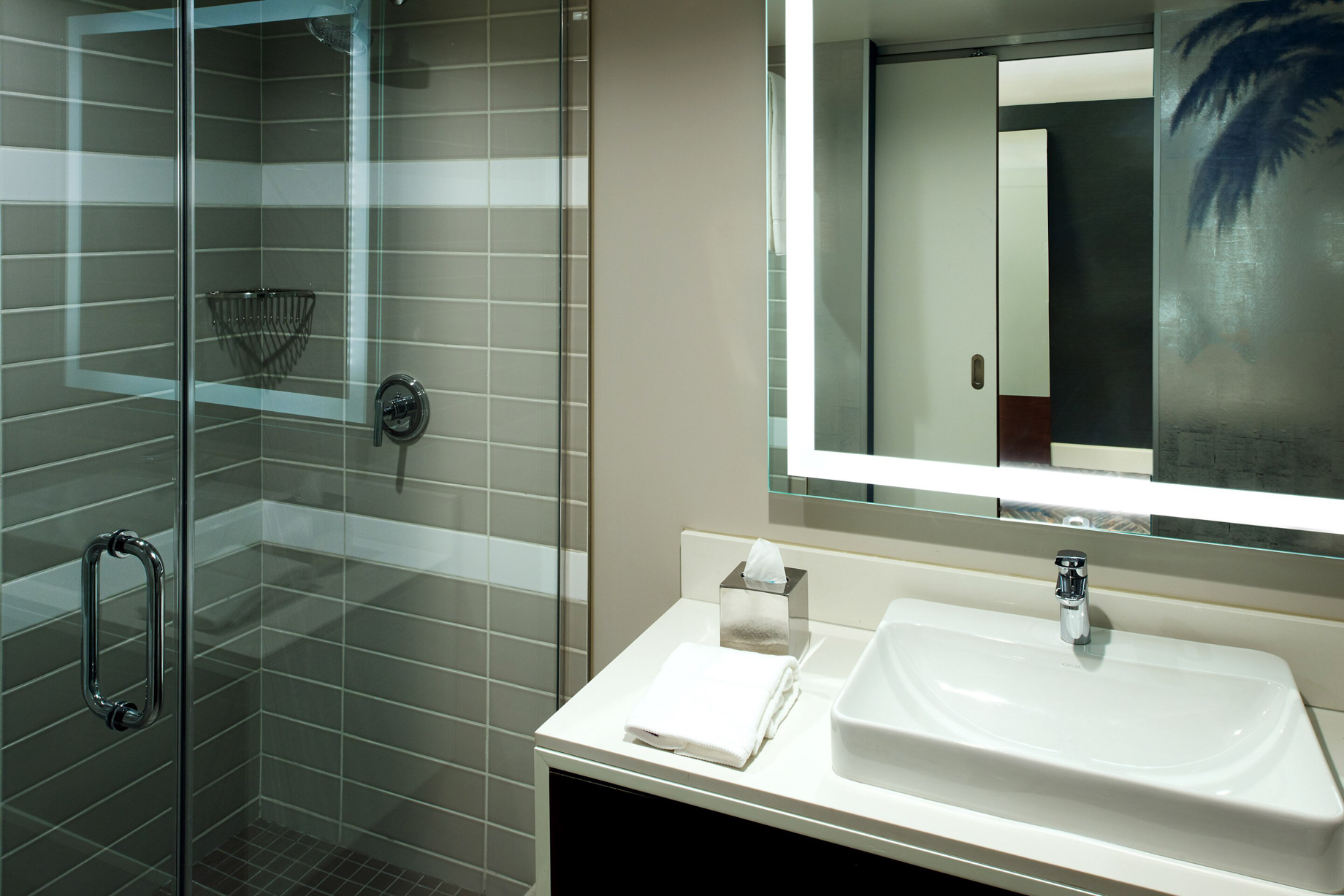 W Los Angeles West Beverly Hills Hotel – Los Angeles, CA, USA – Suite Bathroom