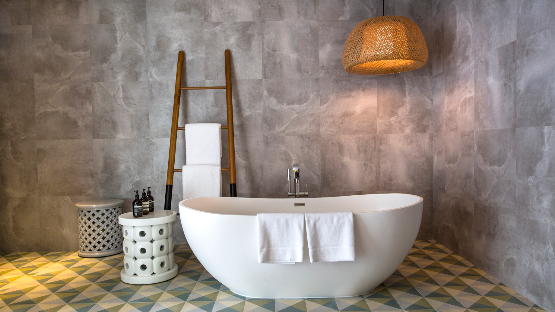 Amilla Fushi Resort and Residences – Baa Atoll, Maldives – Ocean Beach House Bathtub