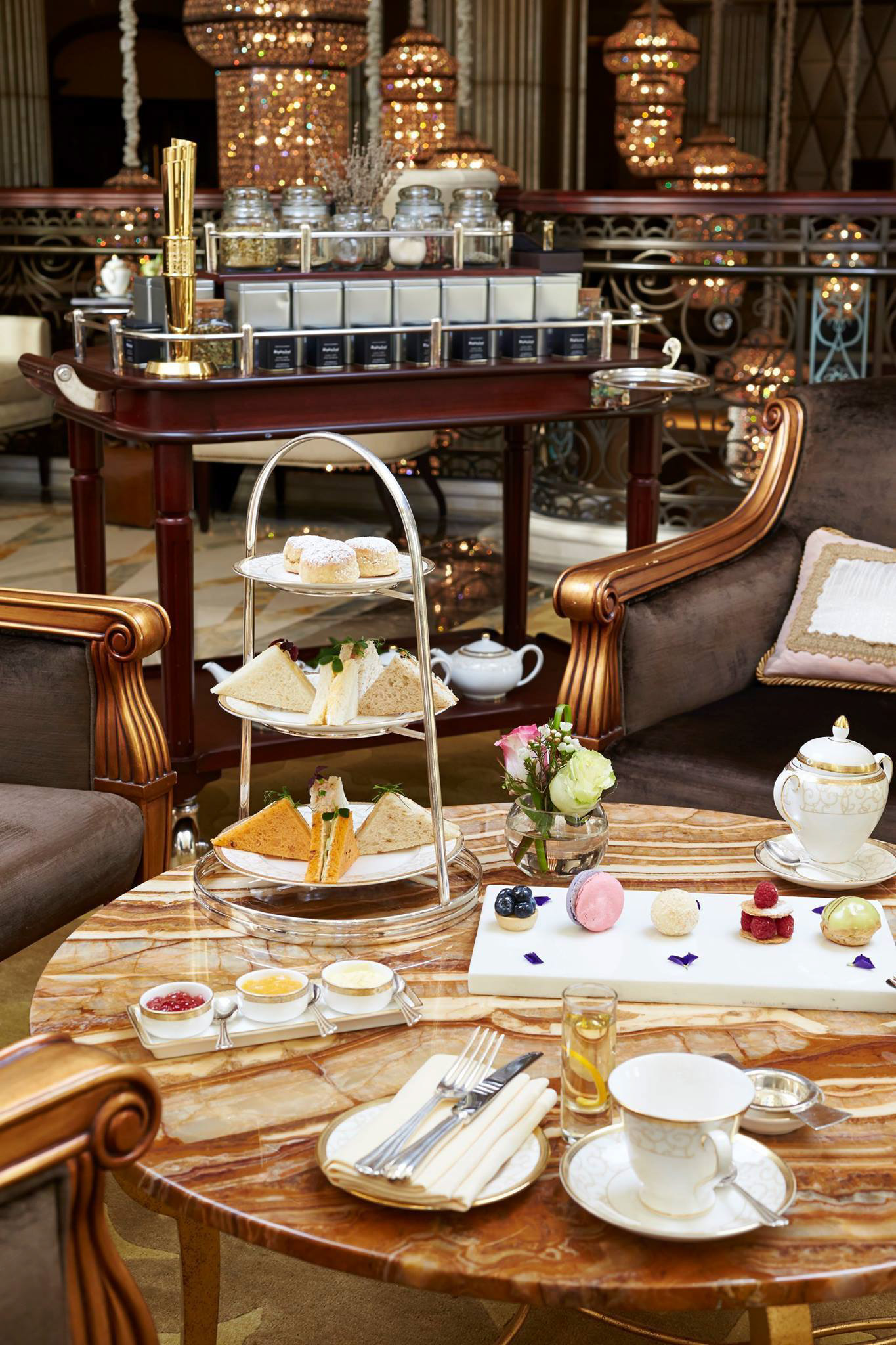The St. Regis Abu Dhabi Hotel - Abu Dhabi, United Arab Emirates - Tea Lounge