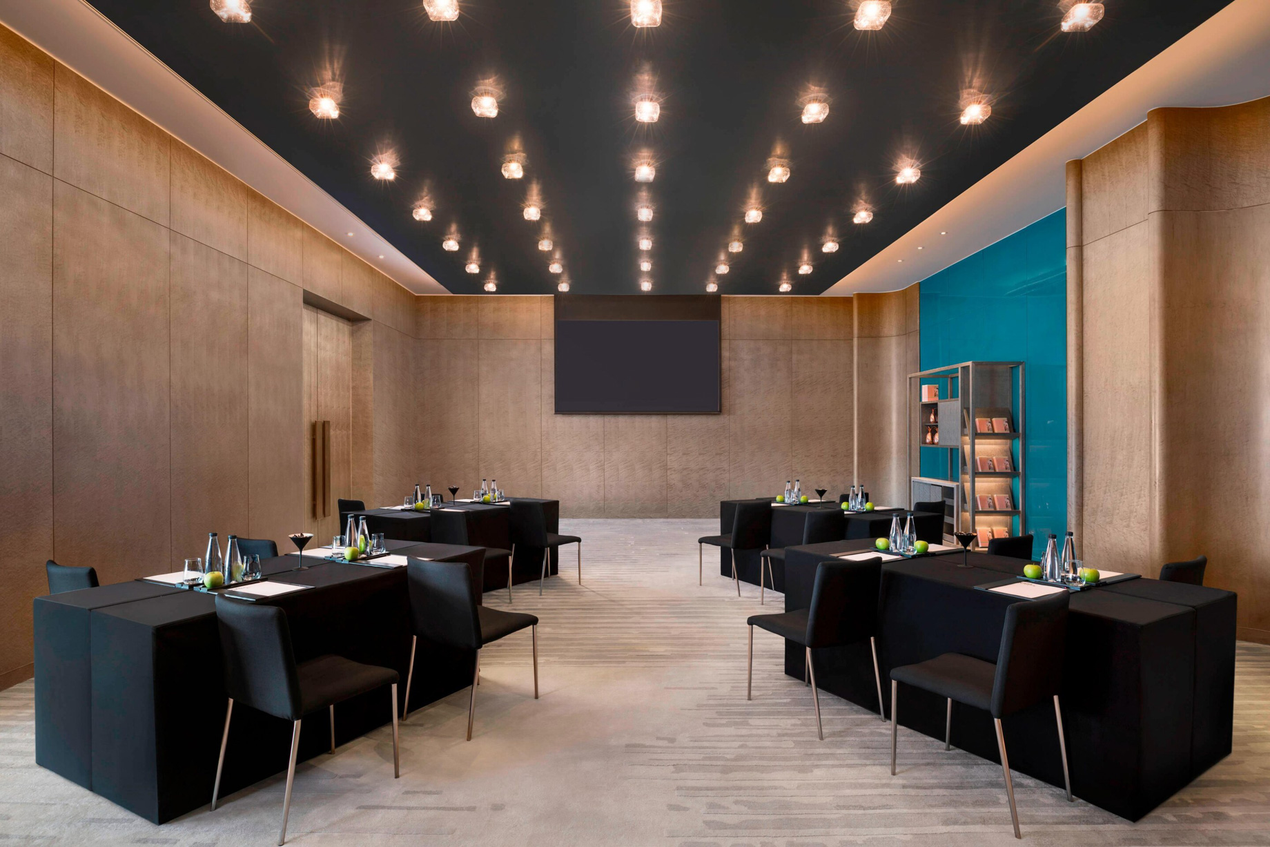 046 – W Xi’an Hotel – Xi’an, Shaanxi Province, China – Studio Room