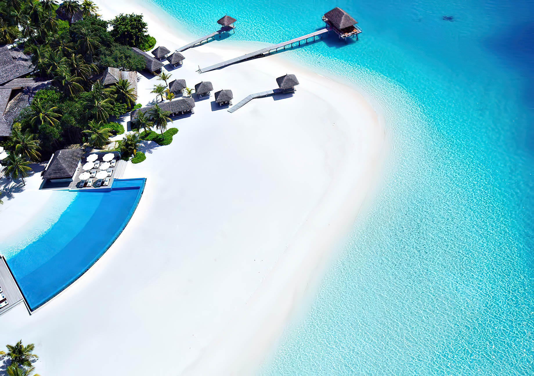 Velassaru Maldives Resort – South Male Atoll, Maldives – Infinity Pool