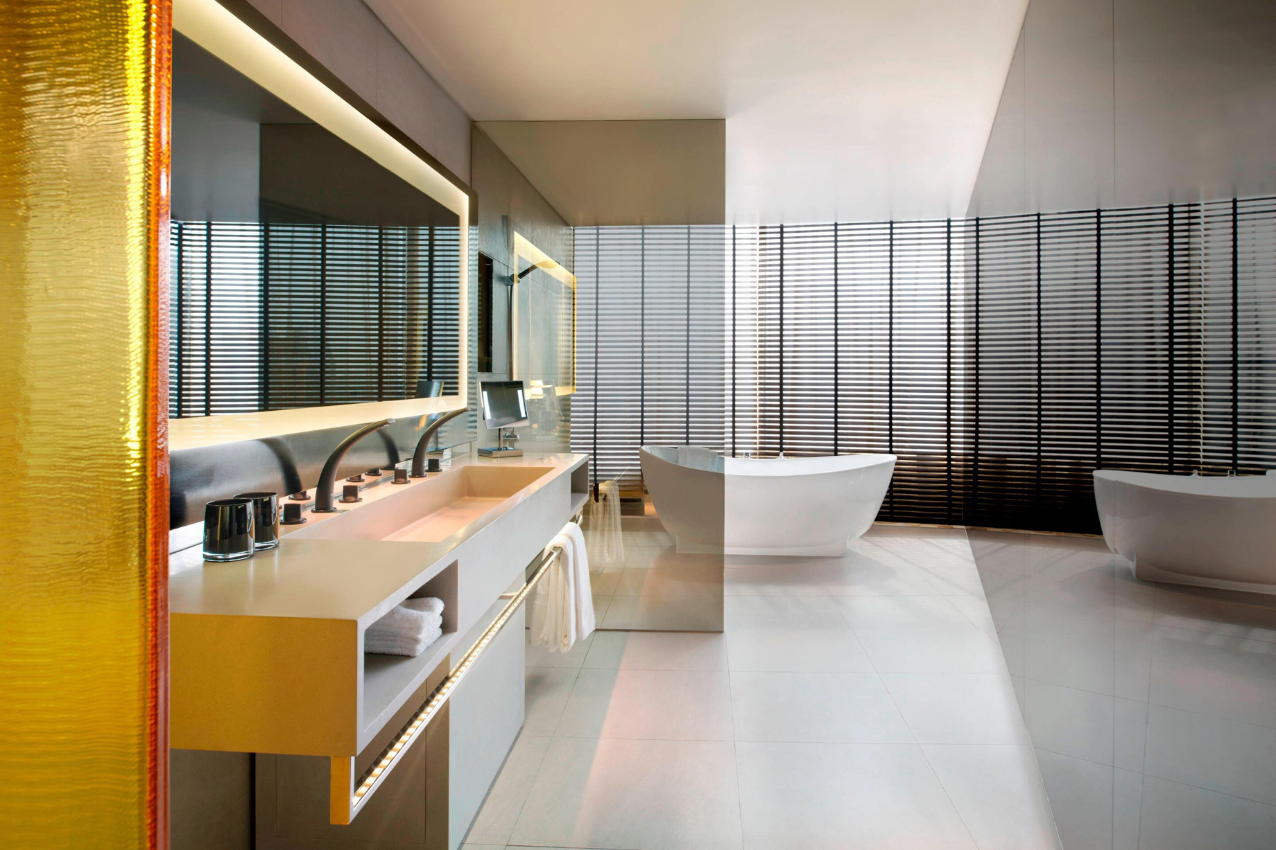 W Bangkok Hotel – Bangkok, Thailand – Studio Suite Bathroom