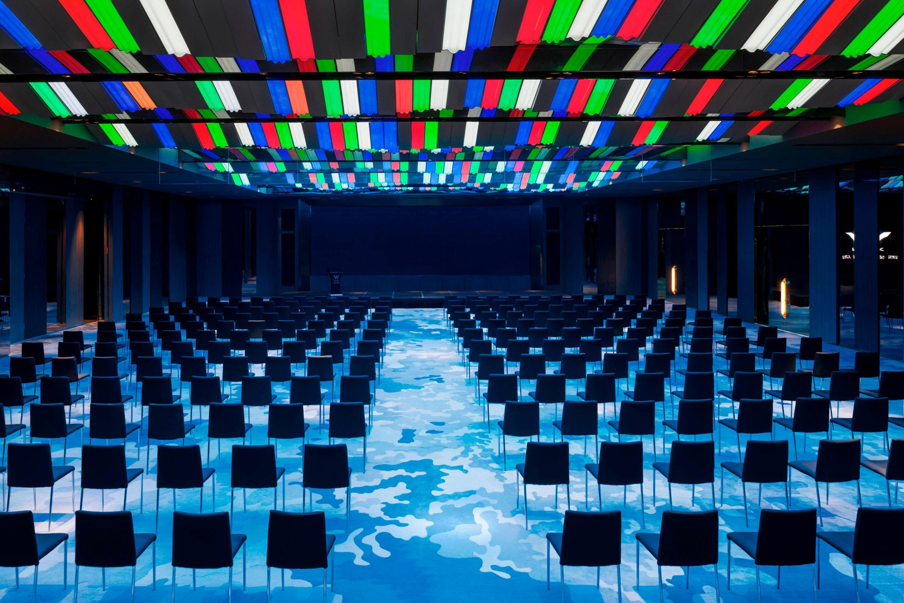 047 – W Xi’an Hotel – Xi’an, Shaanxi Province, China – Mega Room Foyer