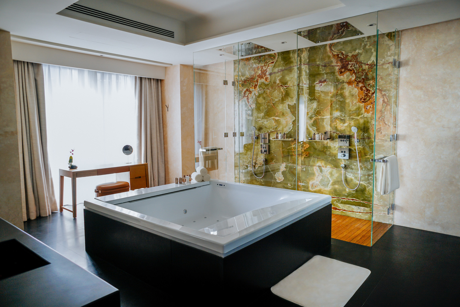 Bvlgari Hotel Beijing – Beijing, China – Bulgari Suite Bathroom