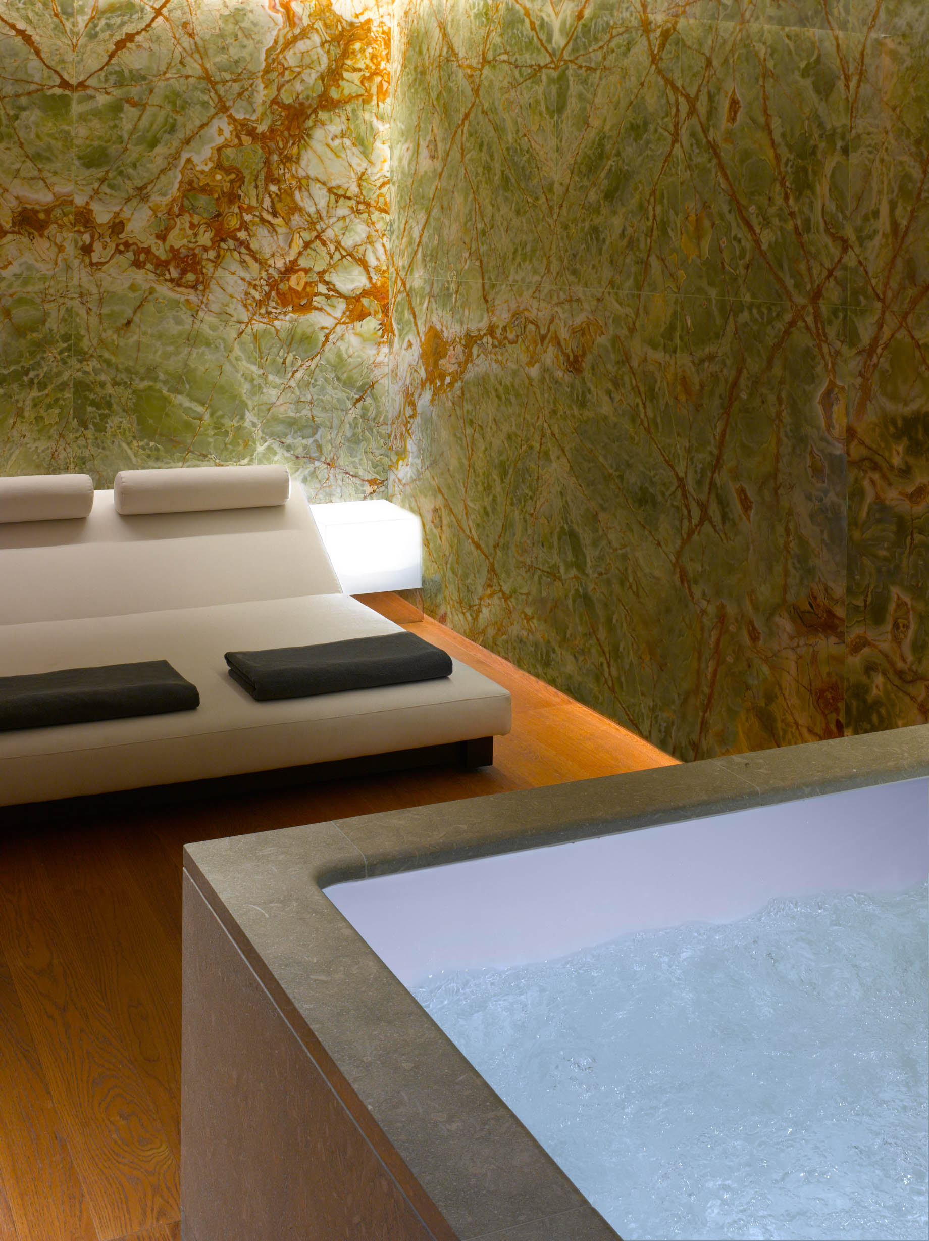 Bvlgari Hotel London – Knightsbridge, London, UK – Spa Double Suite Tub