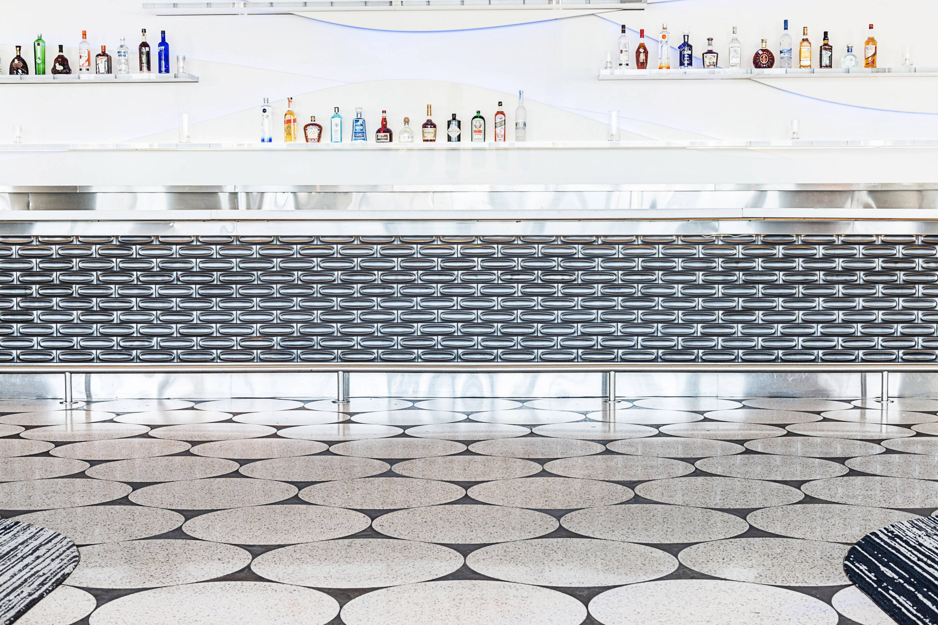 W Dallas Victory Hotel - Dallas, TX, USA - Altitude Bar Details